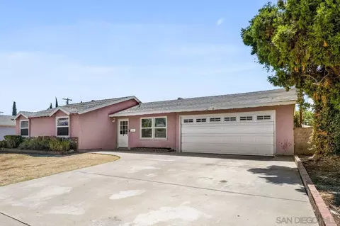 Exterior - 582 Macon St, El Cajon, CA 92019 photo 5 of 8