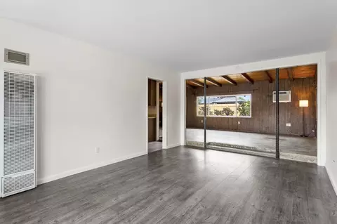 Living - 582 Macon St, El Cajon, CA 92019 photo 3 of 8