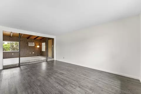 Living - 582 Macon St, El Cajon, CA 92019 photo 1 of 8