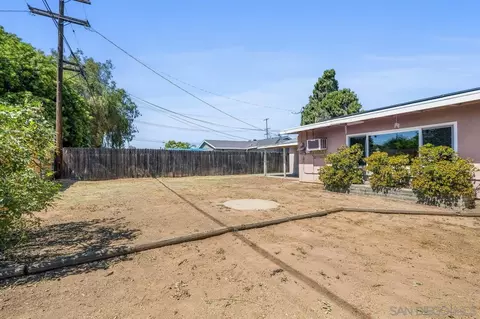 Exterior - 582 Macon St, El Cajon, CA 92019 photo 3 of 8