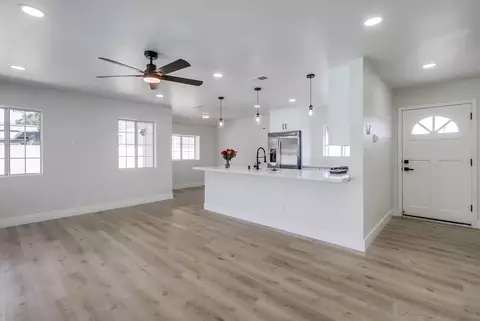 2034 Lee Dr, Escondido, CA 92027 photo 3