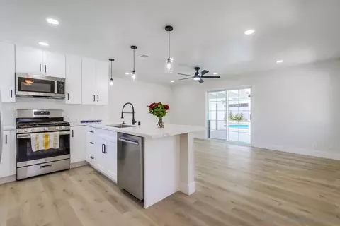 2034 Lee Dr, Escondido, CA 92027 photo 43