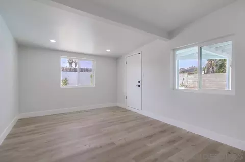 2034 Lee Dr, Escondido, CA 92027 photo 25