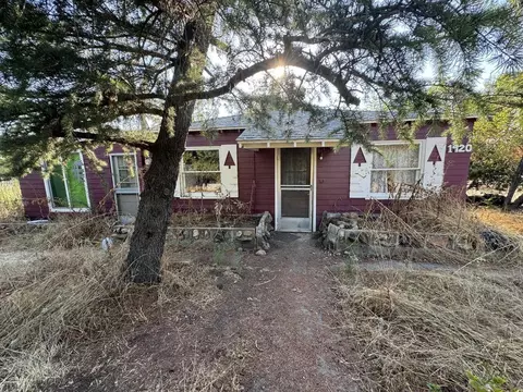 1920 Tavern Rd, Alpine, CA 91901