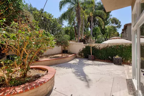 9809 Keeneland Row, La Jolla, CA 92037