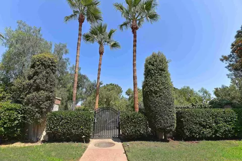9809 Keeneland Row, La Jolla, CA 92037 photo 6