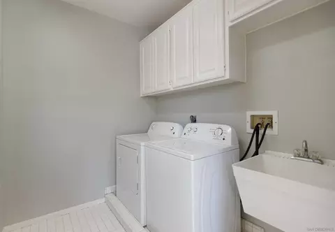 9809 Keeneland Row, La Jolla, CA 92037 photo 18