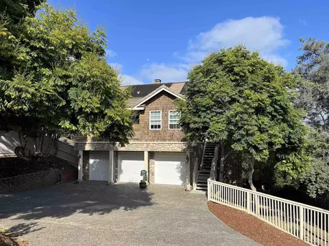 Exterior - 7722 Roseland Dr, La Jolla, CA 92037 photo 15 of 15