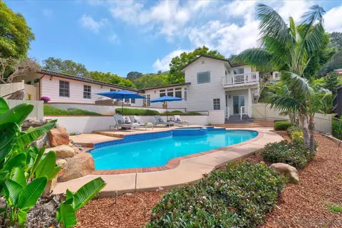 Exterior - 7722 Roseland Dr, La Jolla, CA 92037 photo 9 of 15