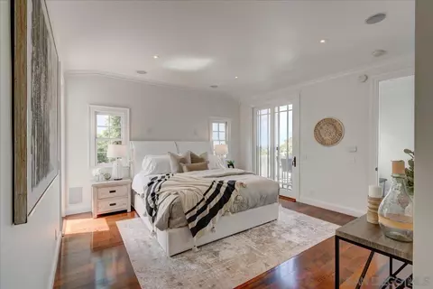 Bedroom - 7722 Roseland Dr, La Jolla, CA 92037 photo 5 of 10