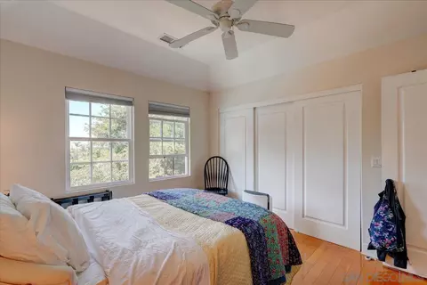 Bedroom - 7722 Roseland Dr, La Jolla, CA 92037 photo 10 of 10