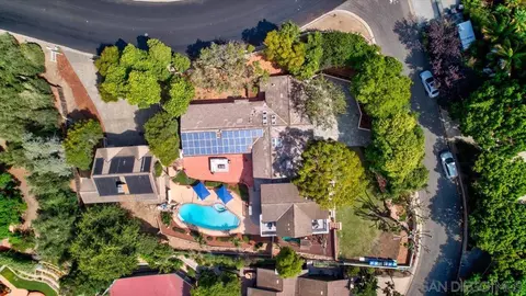 View/Area - 7722 Roseland Dr, La Jolla, CA 92037 photo 2 of 8