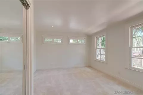 Bedroom - 7722 Roseland Dr, La Jolla, CA 92037 photo 6 of 10