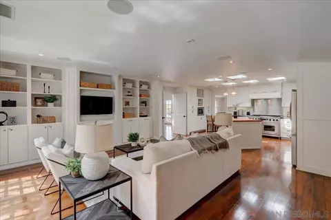 Living - 7722 Roseland Dr, La Jolla, CA 92037 photo 6 of 9