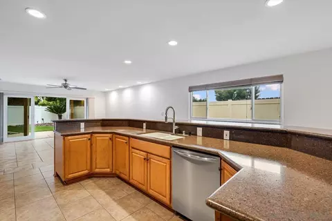 Kitchen - 8562 Rosada Way, El Cajon, CA 92021 photo 7 of 7