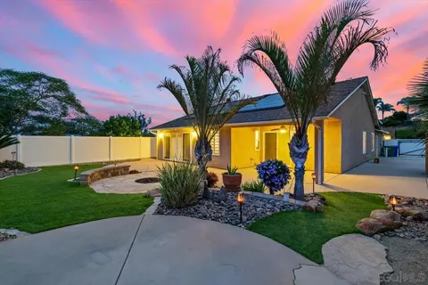Exterior - 8562 Rosada Way, El Cajon, CA 92021 photo 8 of 9