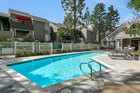 1063 Shadowridge Dr #22, Vista, CA 92081 photo 29