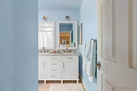 Bath - 1308 Pepper Tree Ln, Vista, CA 92084 photo 2 of 4