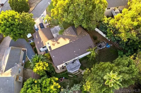 View/Area - 1308 Pepper Tree Ln, Vista, CA 92084 photo 4 of 5
