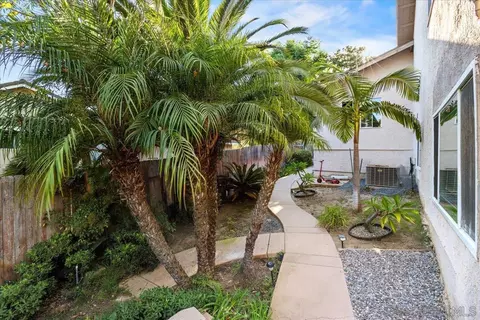 Exterior - 1308 Pepper Tree Ln, Vista, CA 92084 photo 3 of 5