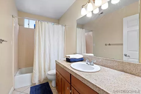 Bath - 1308 Pepper Tree Ln, Vista, CA 92084 photo 1 of 4