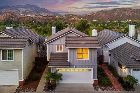 1427 Golden Harvest Ln, El Cajon, CA 92019