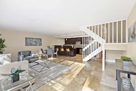 7182 Melody Ln, La Mesa, CA 91942