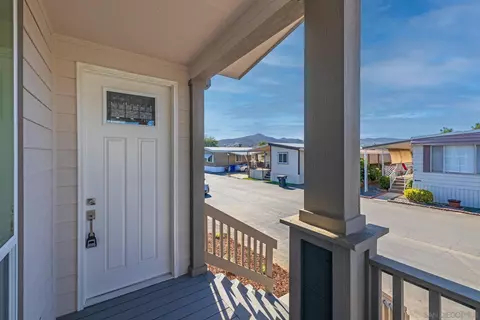 11949 Riverside Dr, Lakeside, CA 92040 photo 6