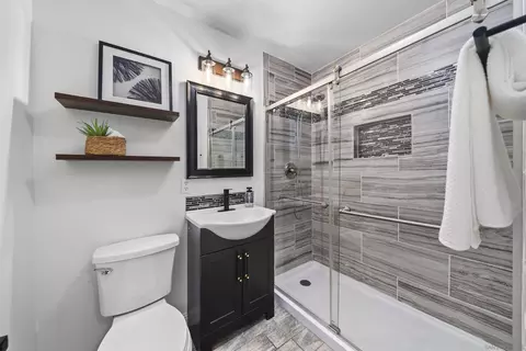 Bath - 10311 Settle Rd, Santee, CA 92071 photo 1 of 2