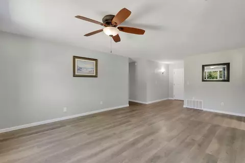 Living - 13444 Floral Ave, Poway, CA 92064 photo 3 of 6
