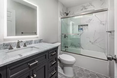 Bath - 13444 Floral Ave, Poway, CA 92064 photo 1 of 7