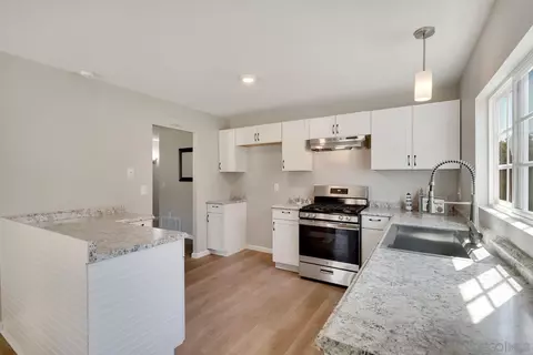 Kitchen - 13444 Floral Ave, Poway, CA 92064 photo 3 of 4