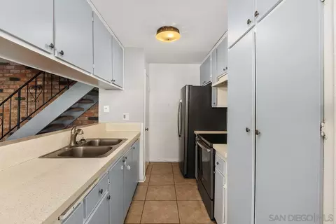 Kitchen - 12136 Orange Crst #3, Lakeside, CA 92040 photo 3 of 3