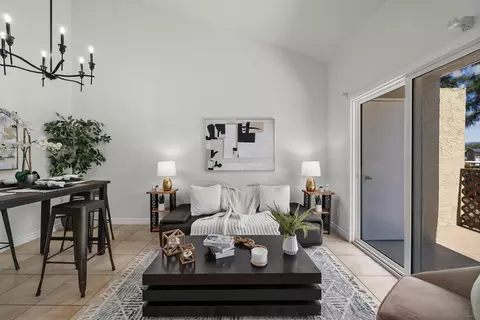 475 N Midway Dr #219, Escondido, CA 92027