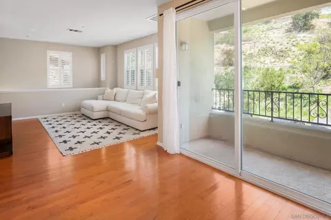 Living - 2002 Montilla St, Santee, CA 92071 photo 2 of 2
