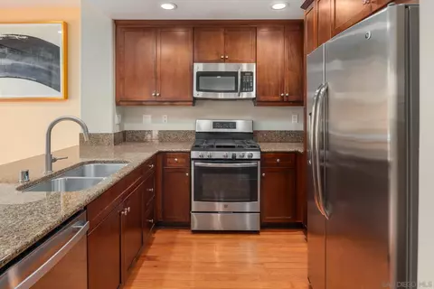 Kitchen - 2002 Montilla St, Santee, CA 92071 photo 3 of 5