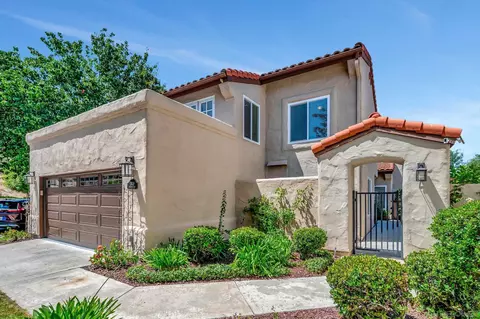 3839 Wildrose Gln, Escondido, CA 92025 photo 5