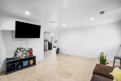 541 Spires St, Vista, CA 92083 photo 15