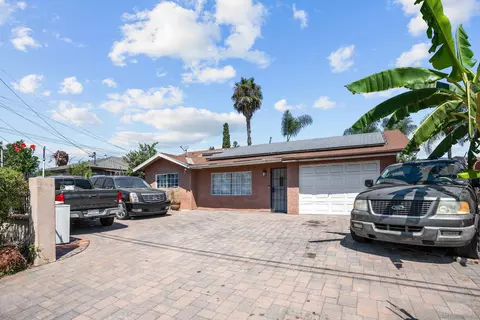 541 Spires St, Vista, CA 92083 photo 3