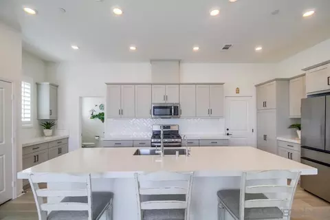 Kitchen - 2058 Bluestone Cir, Chula Vista, CA 91913 photo 1 of 4