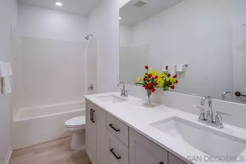 Bath - 2058 Bluestone Cir, Chula Vista, CA 91913 photo 3 of 3