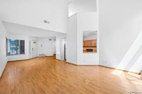 2607 Valencia Cyn, Spring Valley, CA 91977