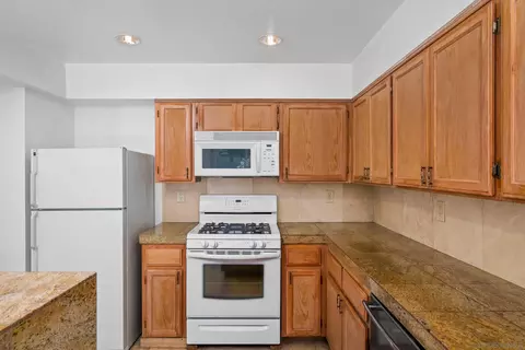 2607 Valencia Cyn, Spring Valley, CA 91977 photo 10