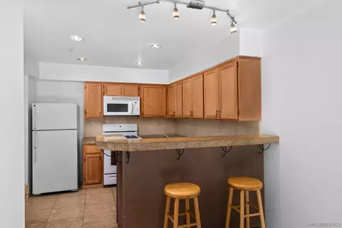 2607 Valencia Cyn, Spring Valley, CA 91977 photo 9