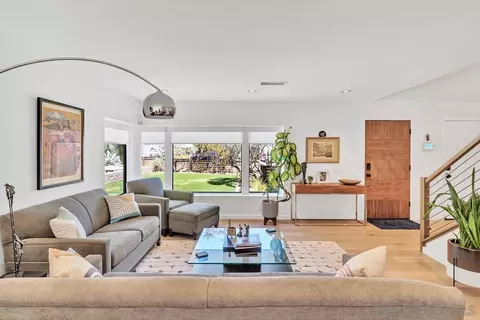 Living - 1729 Geranium St, Carlsbad, CA 92011 photo 4 of 7