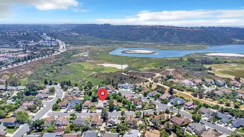 View/Area - 1729 Geranium St, Carlsbad, CA 92011 photo 3 of 4
