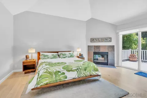 Bedroom - 1729 Geranium St, Carlsbad, CA 92011 photo 2 of 5
