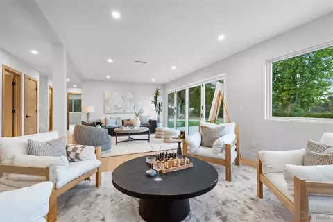Living - 2133 Woodwind Dr, Encinitas, CA 92024 photo 6 of 10