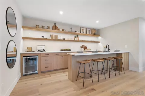 Kitchen - 2133 Woodwind Dr, Encinitas, CA 92024 photo 10 of 12