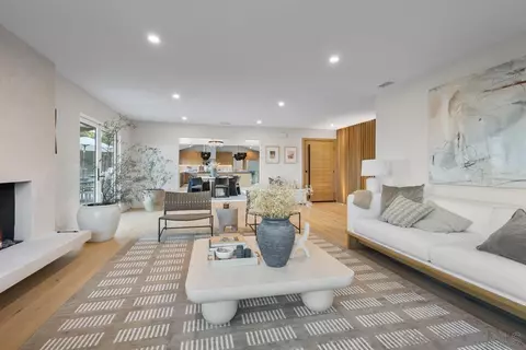 Living - 2133 Woodwind Dr, Encinitas, CA 92024 photo 3 of 10